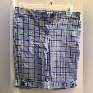 Multi color Capri’s- blue, black, tan